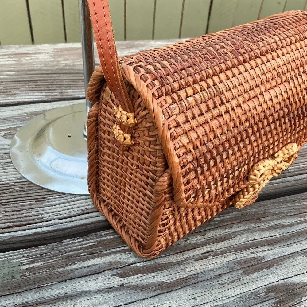 Vintage Brown Woven Crossbody Leather Strap Bag